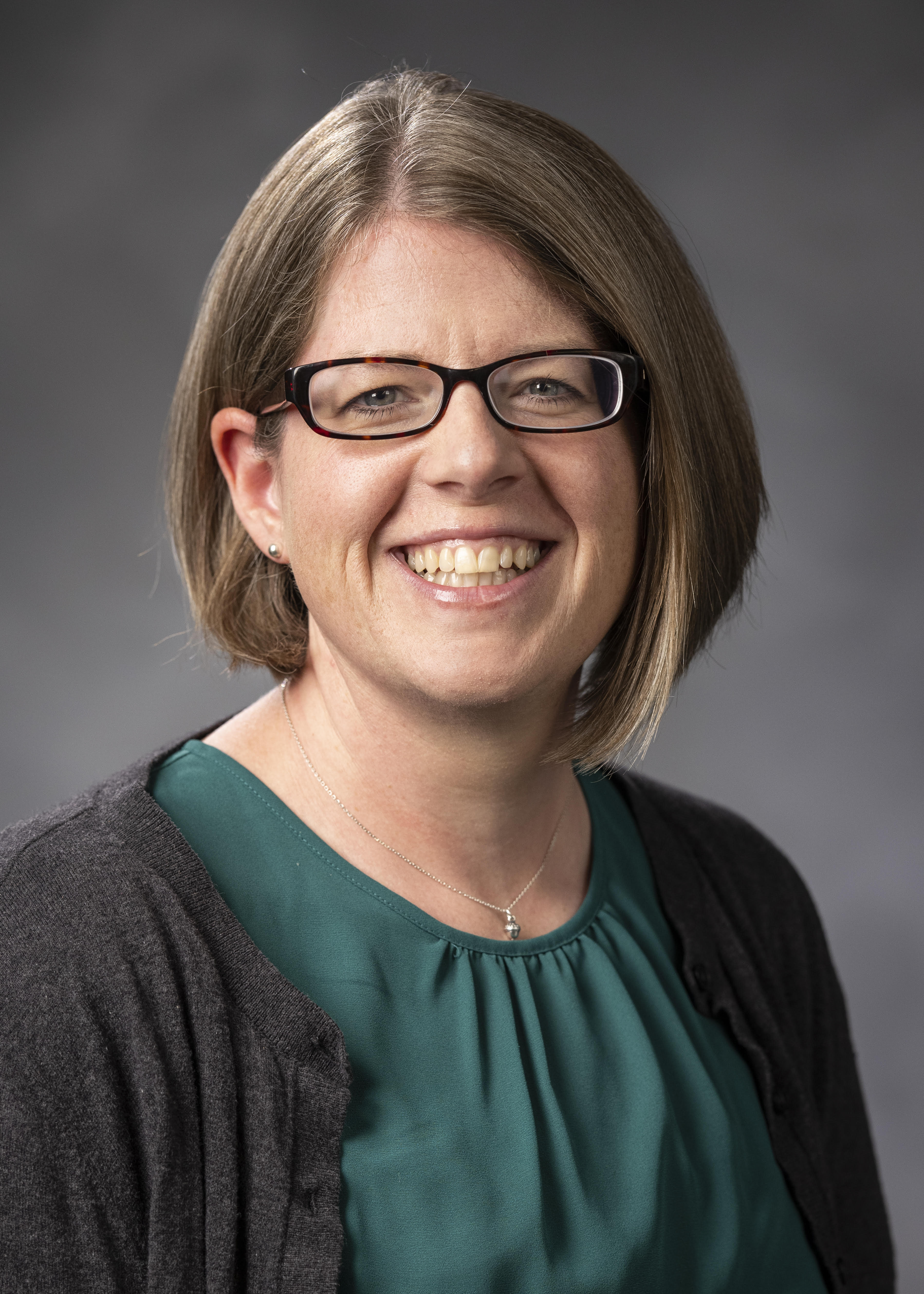 Katy Cabbage Headshot