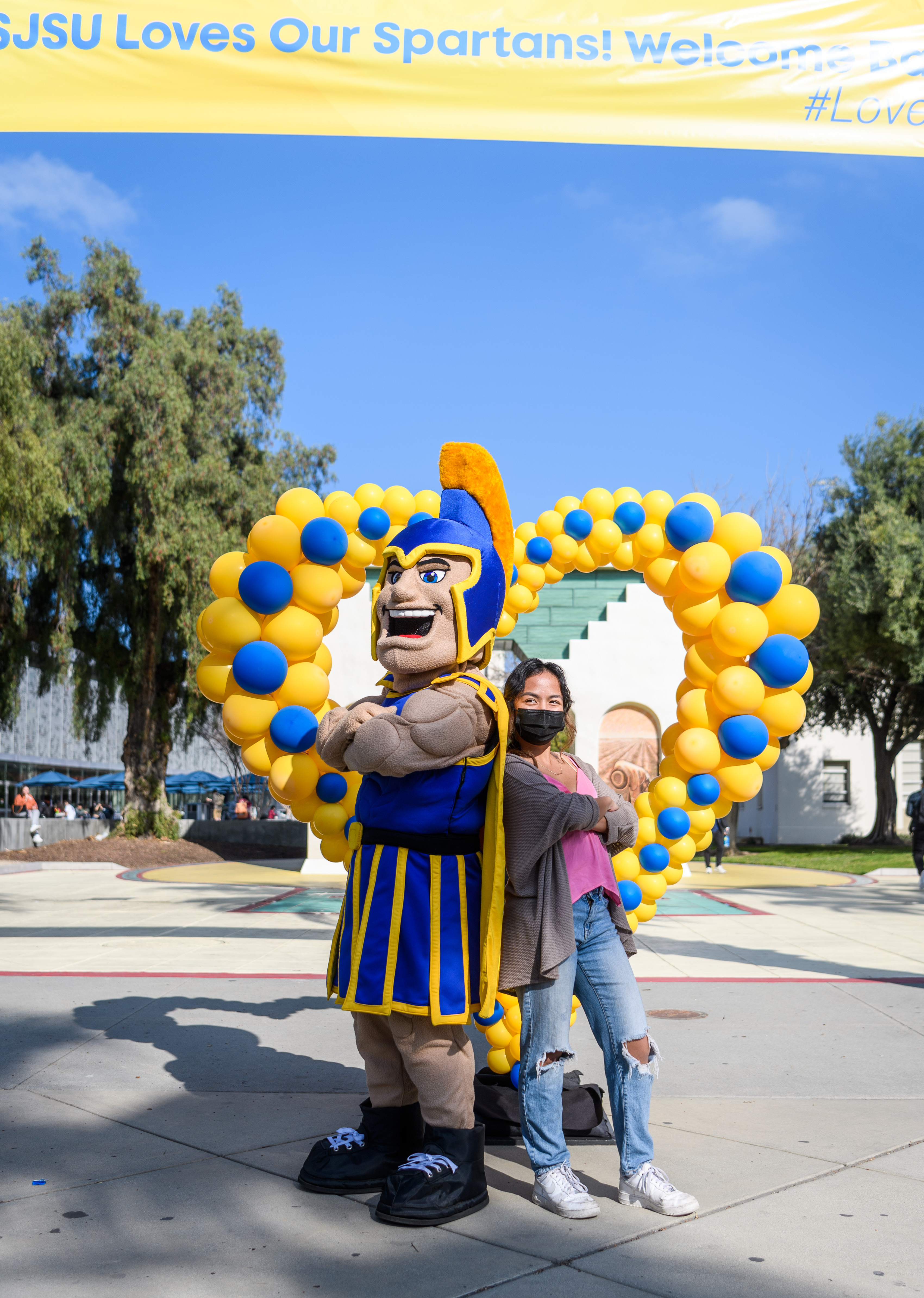SJSU Sammy with student