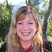 headhot of Heather Duplaisir